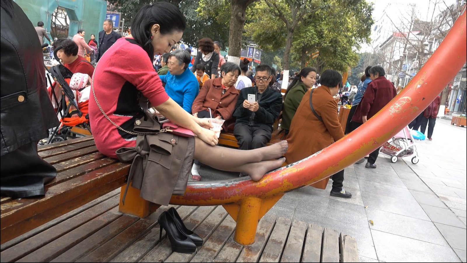 streetsnapshoep[00 00 48][20181210 222250 7]